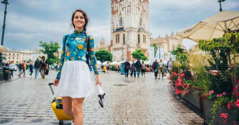 The Ultimate Solo Travel Guide: Travel Alone & Love It
