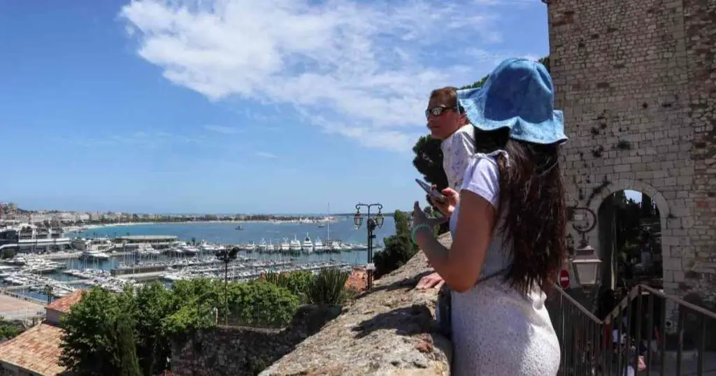Is It Safe To Travel Alone As A Woman